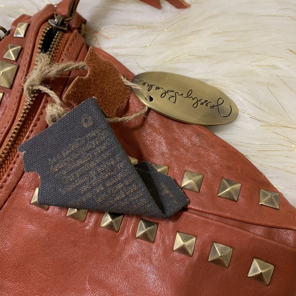 JESSLYN BLAKE Orange Leather Crossbody - Picture 8 of 8